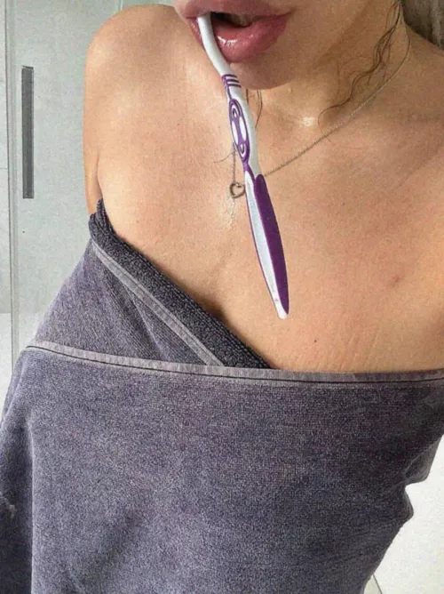 Just a natural selfie after shower 22F