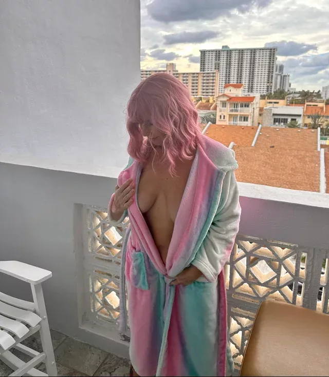 Just be honest, would you fuck a 59yo Granny like me?