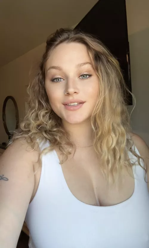 Looking for a hung local Texan ;)