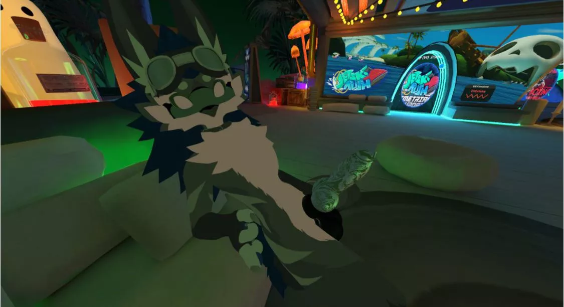 Looking for male furry nsfw avatars 