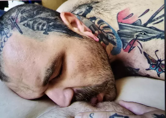 Love eating that fat pussy 