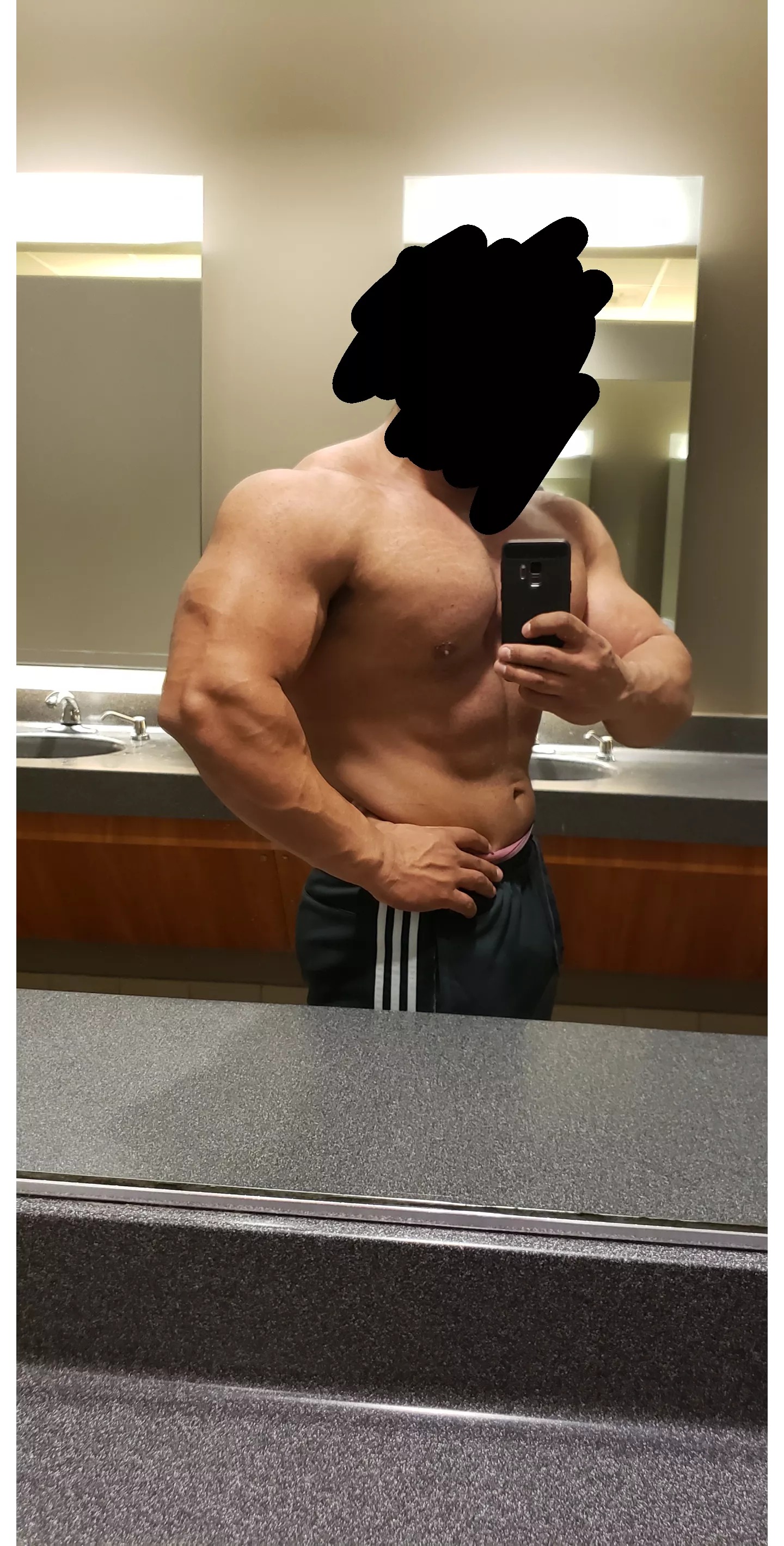 M Looking for a horny F to have fun with (M4F)