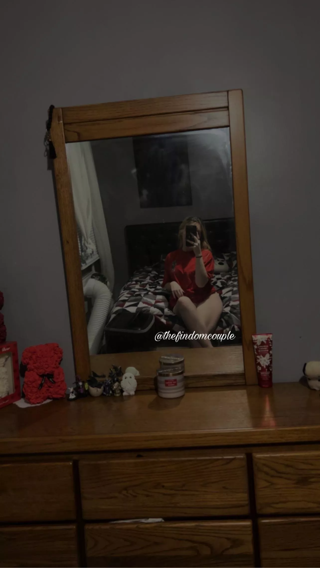 mommy’s waiting for your dm🫶