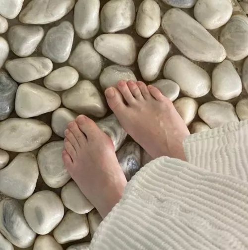 My fingers are so sweet right after spa treatments I'm sure