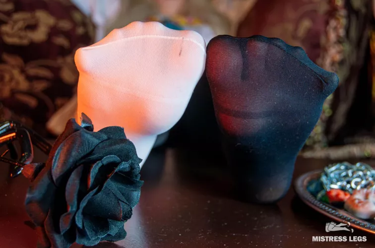 My lovely toes look so cute in these black and white nylons