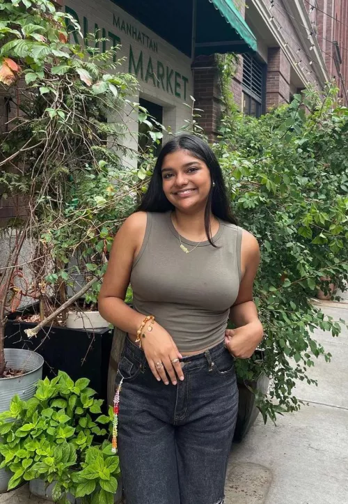 Natural college beauty 