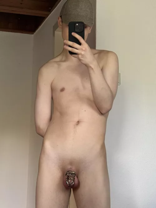 Need dom, who helps?☺️