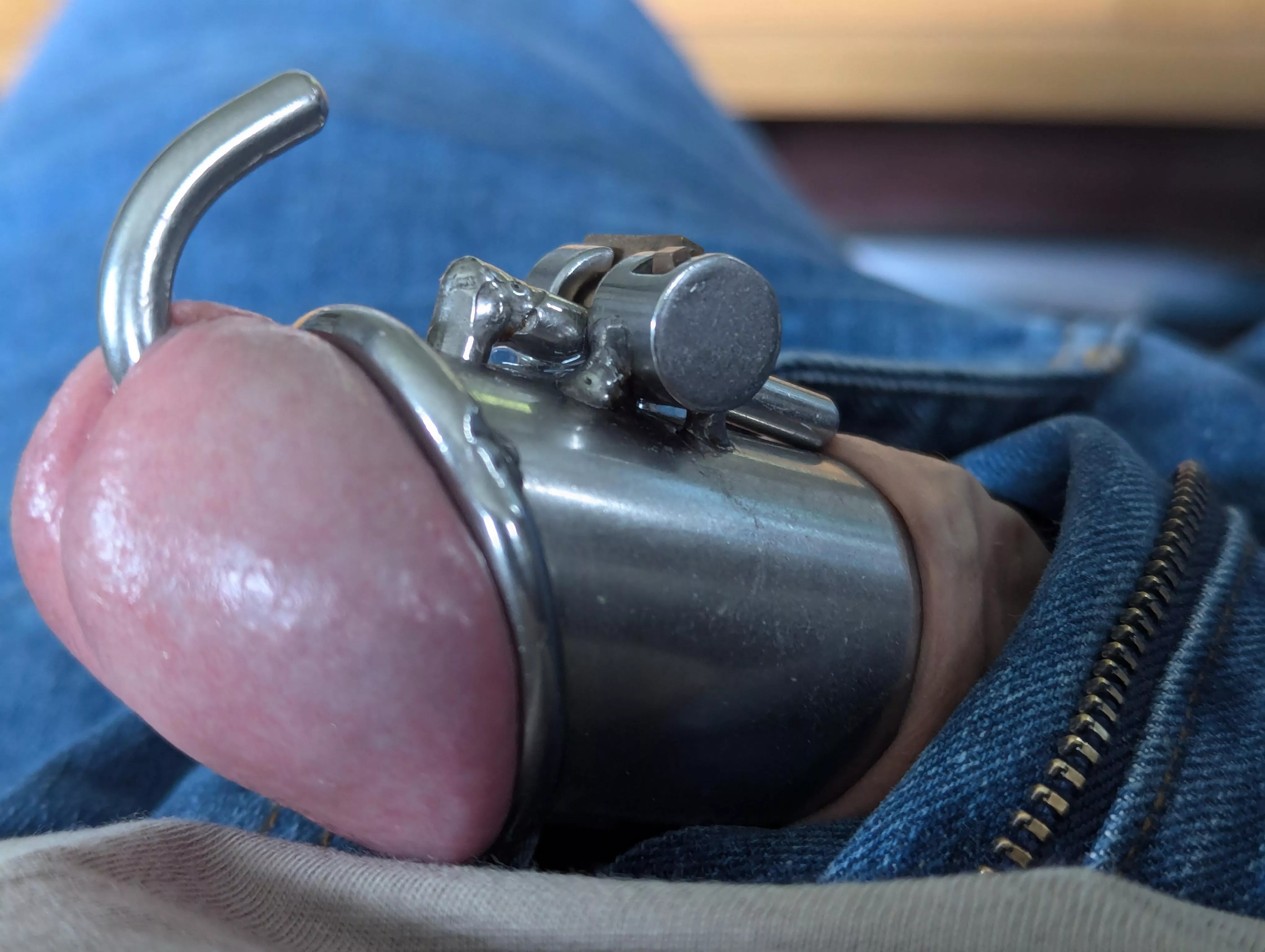 Not doing locktober, but I do enjoy my PA cage at times 