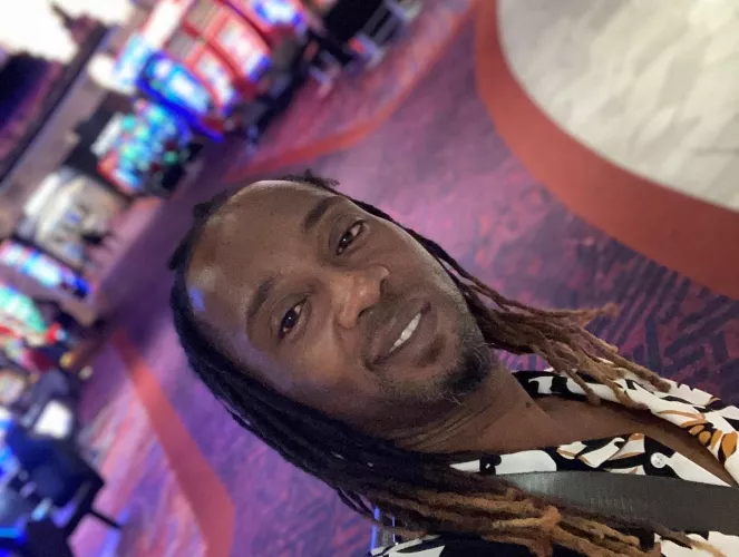 on x and horny, pull up on me