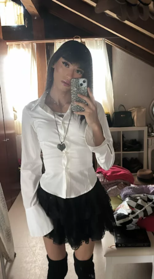 Outfit for college! How quickly would you take it off me?
