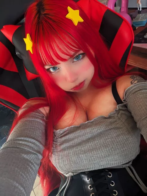 POV of Itsuki when you're on top of her.. by babygirlkittenxo