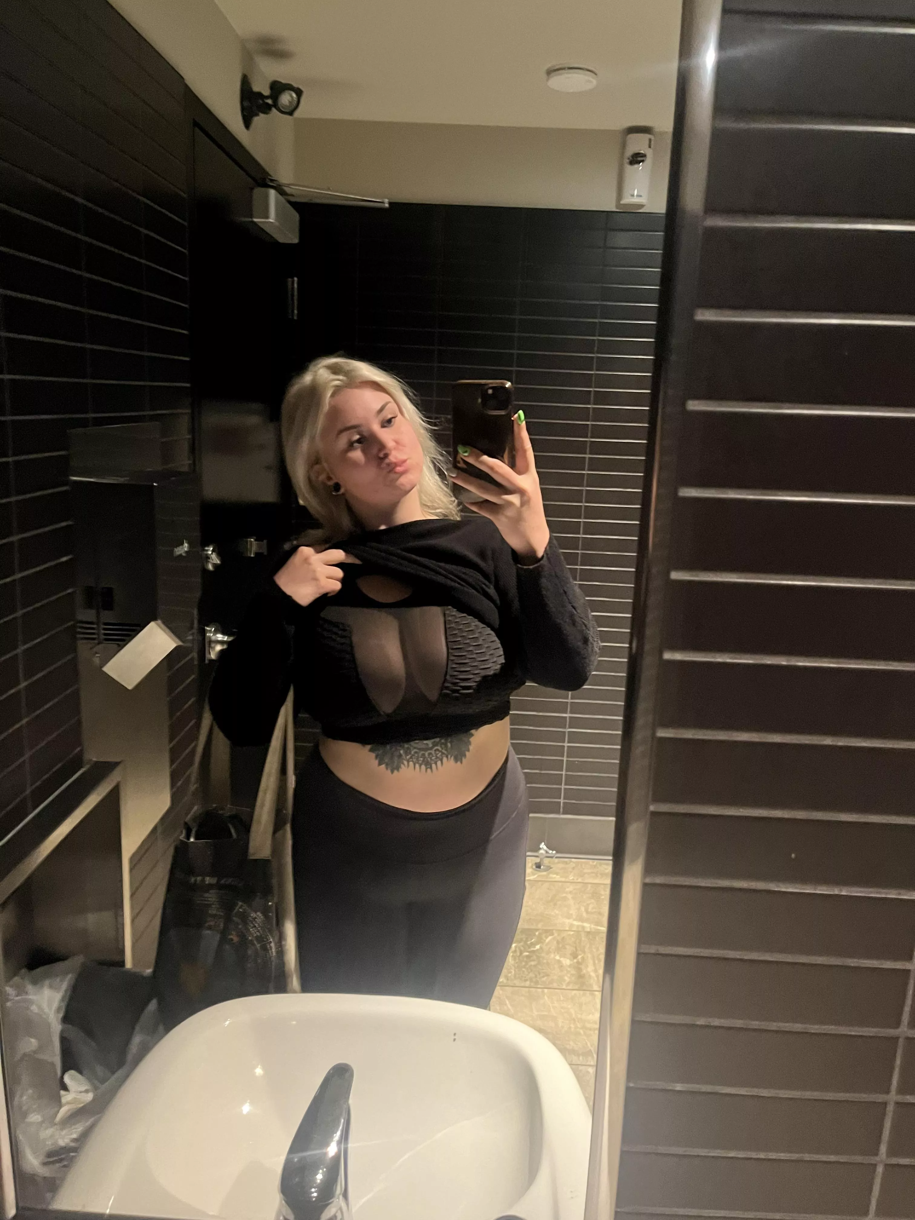 Robson Starbucks washroom is okay for titty pix I guess ? )F)