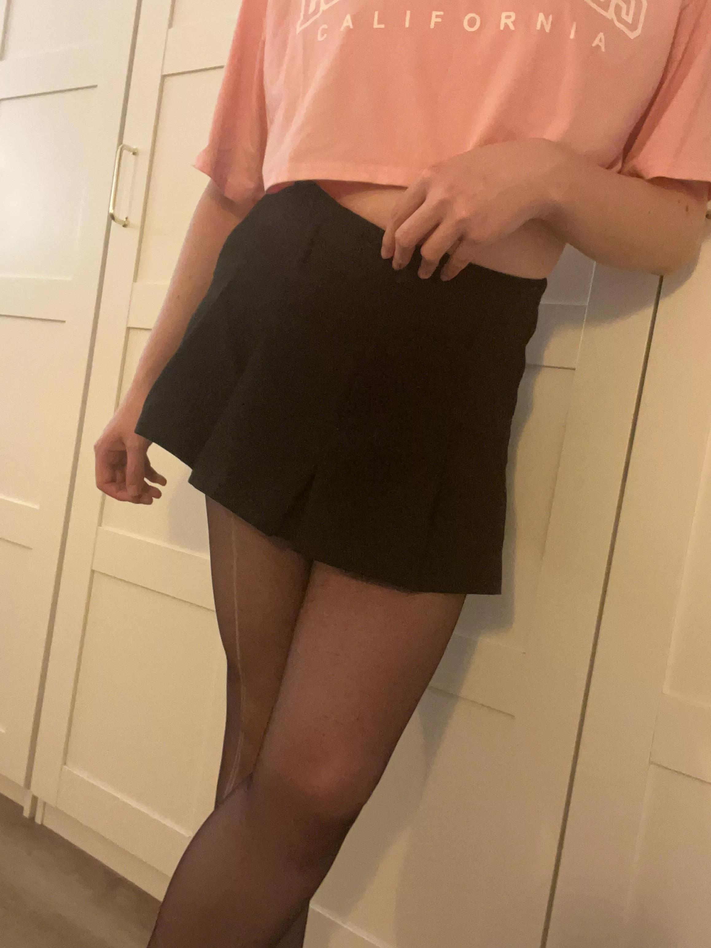 Short skirt and pantyhose 