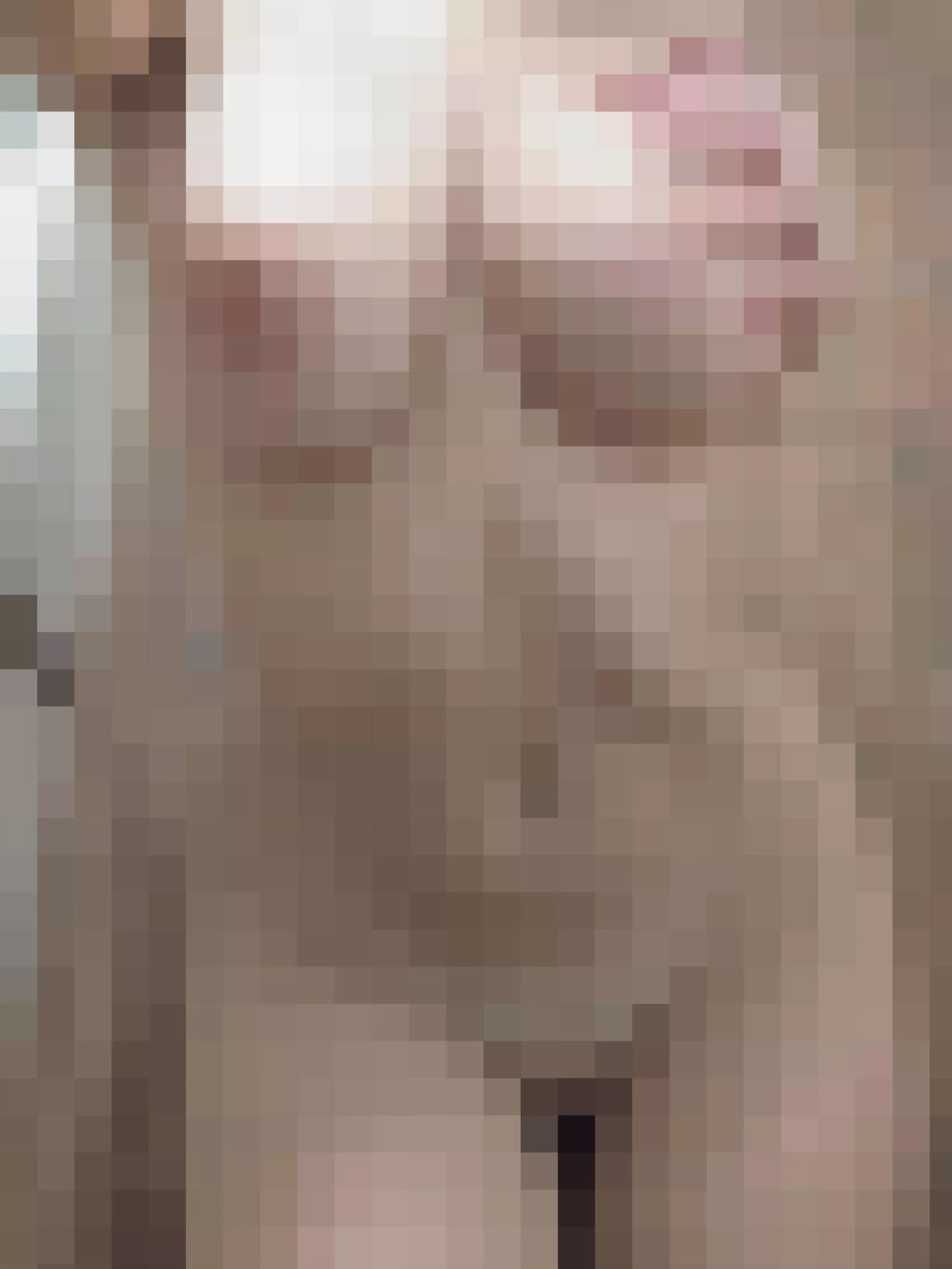 Since you're still a little beta loser, I won't let you watch anything uncensored 💋