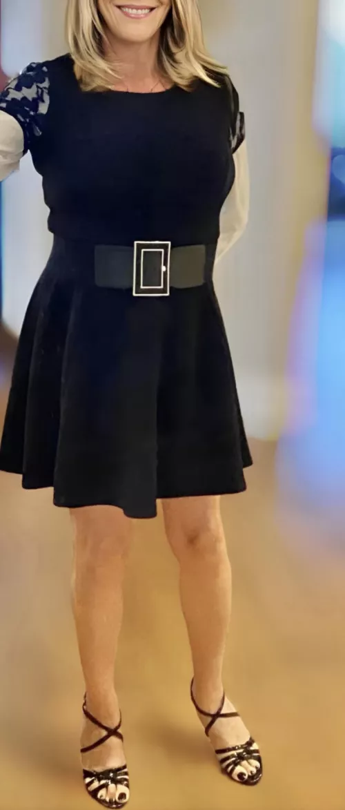 Sissy me dressed conservatively today 💋💝