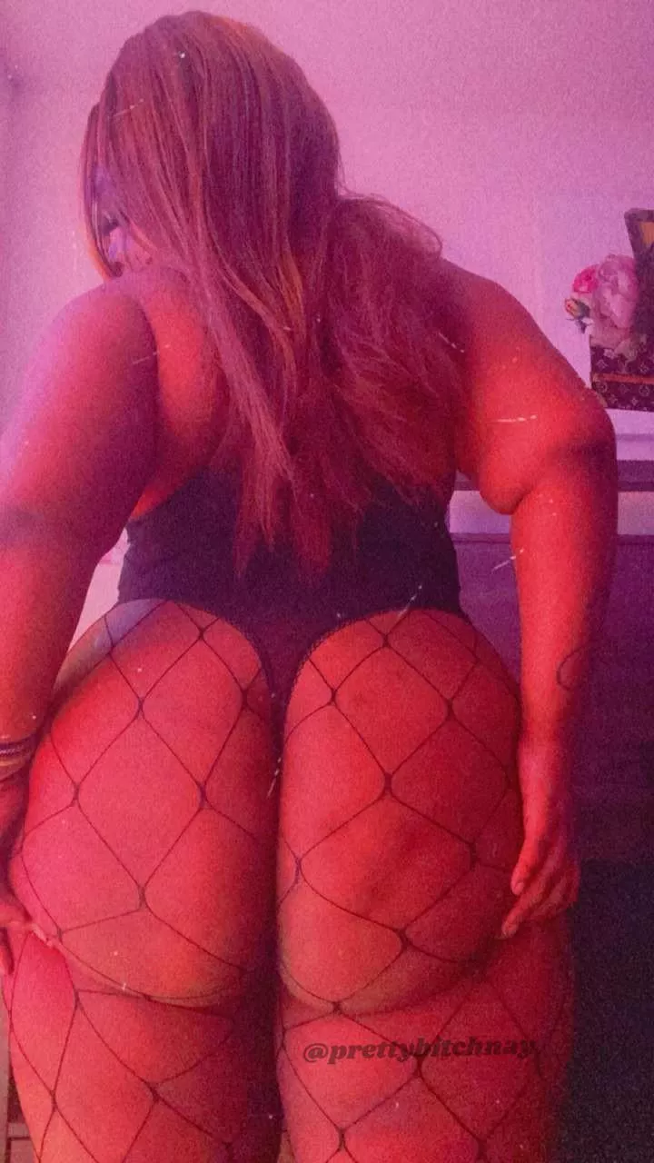 👻👻Spookylicious booty😻😻