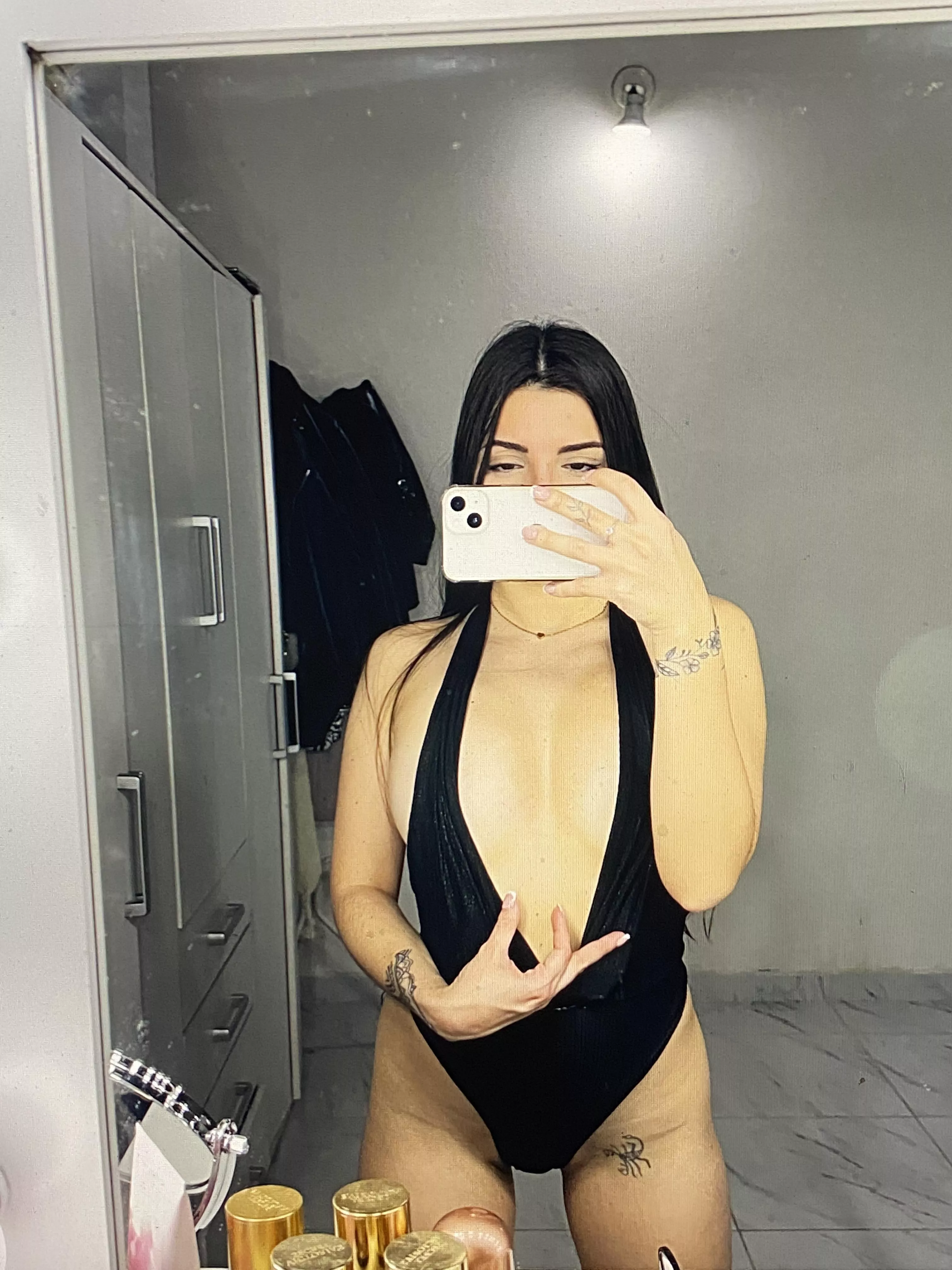 (texas) i bet u wanna see me naked xx