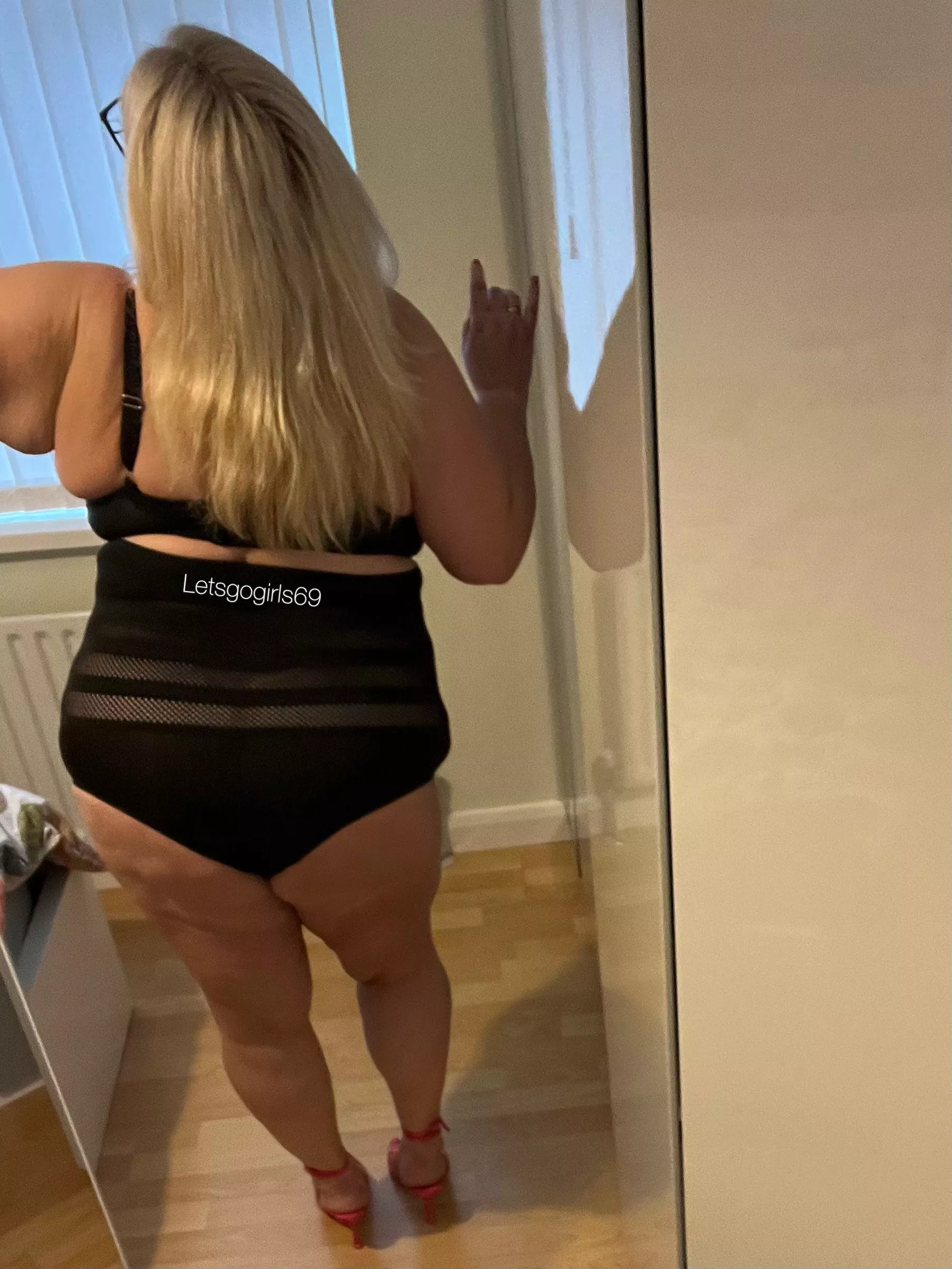 🖤these just keep on going🖤