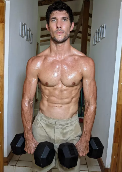 Time for our gym sesh bro