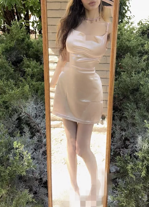 Under my spell🧪 your knees can’t help but shake when you see this👠