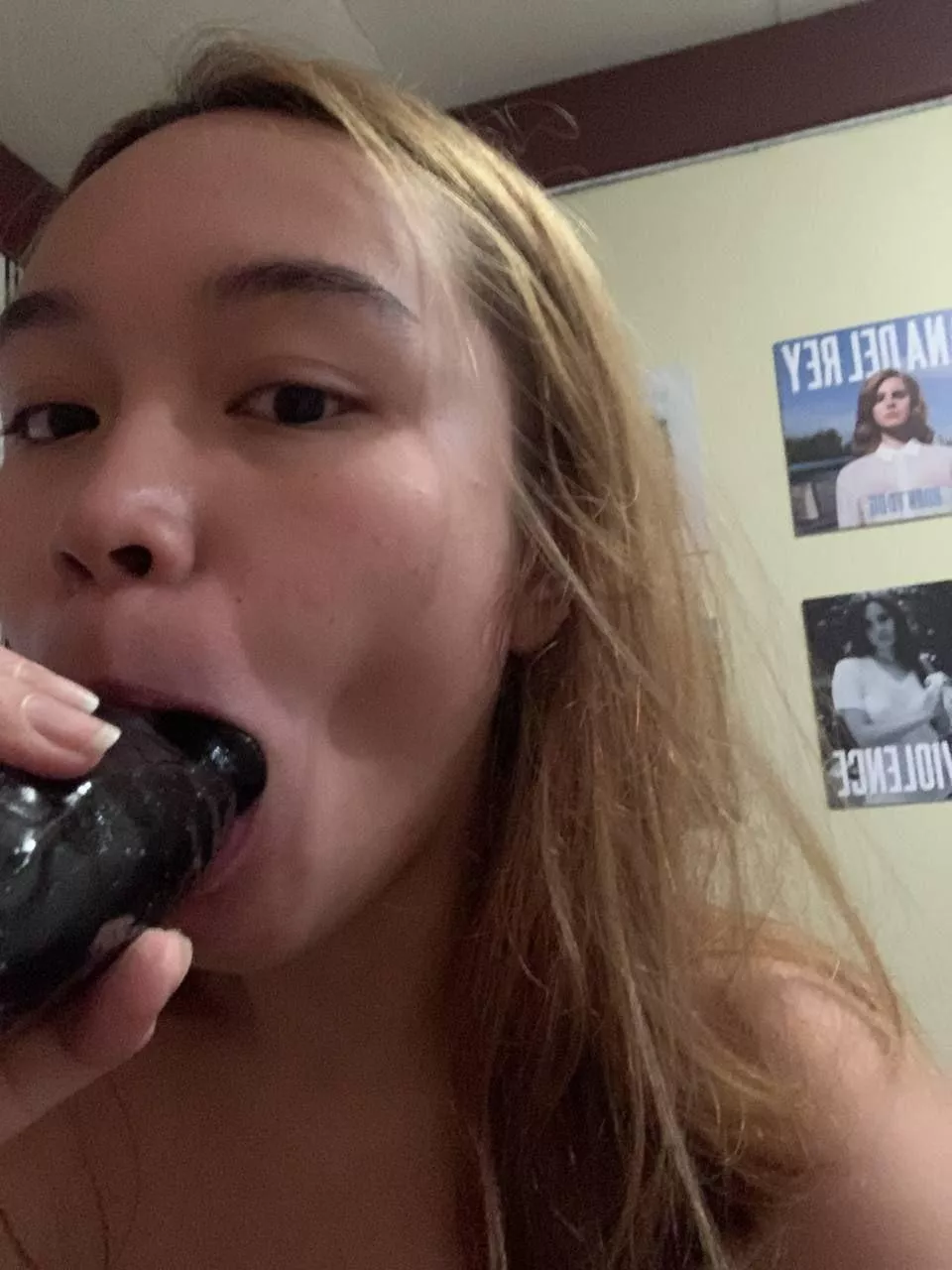 Upvote and and comment done and I'll show the vid