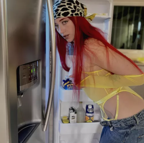 want to know what's under my skirt