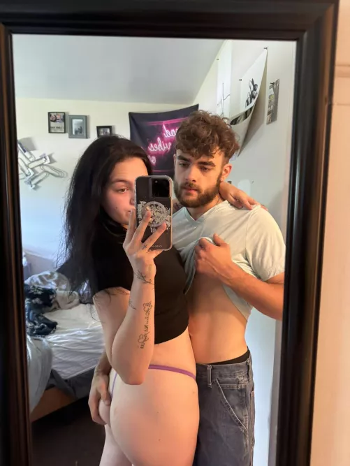 We’re so horny.😩 someone come keep this married couple awake tn😈📷