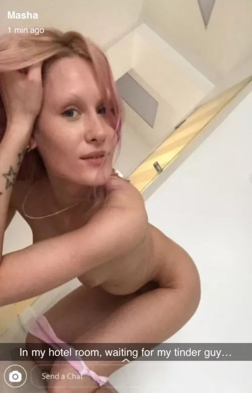 While she’s away with work, she lets you know what she gets up to [Gerda Rubia]