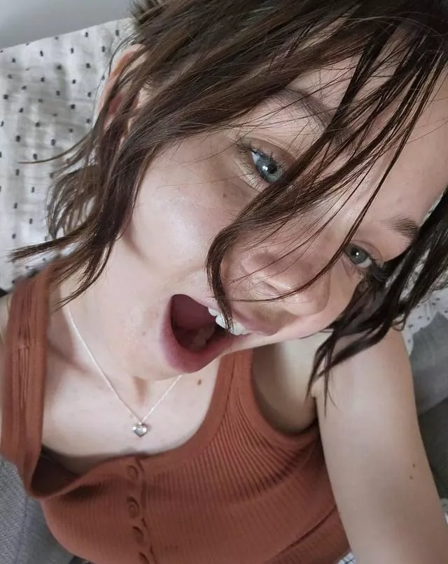 Who would send me their cumtribute for the tender Emma?