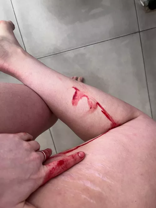 Wild and dirty... Wanna clean me up?? 