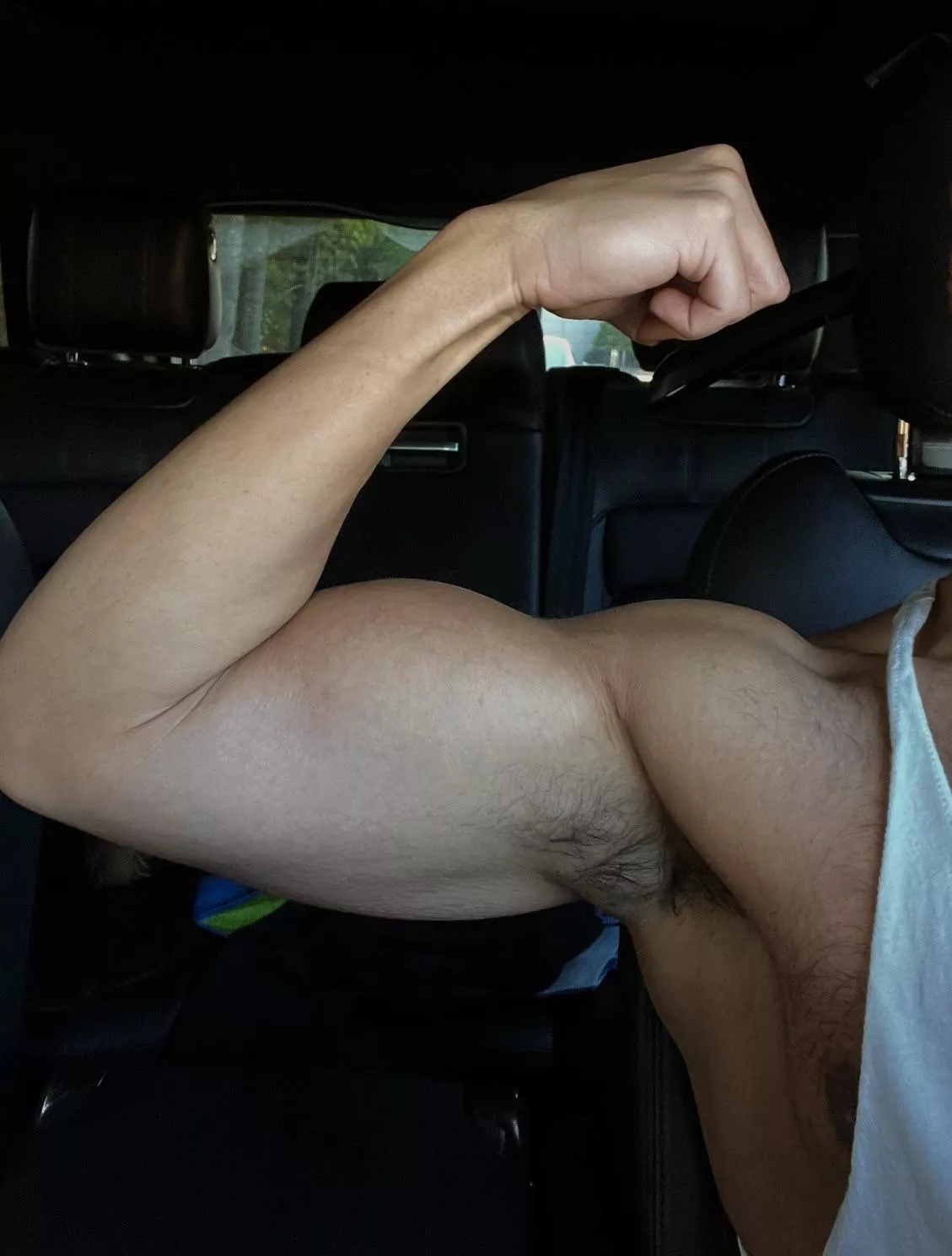 Workout done bros smell em (30)