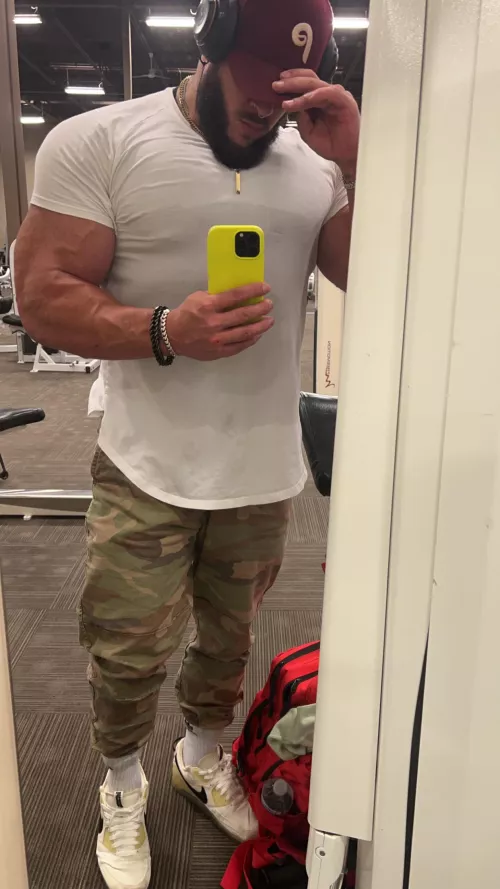 You like what you see? (33)(m)