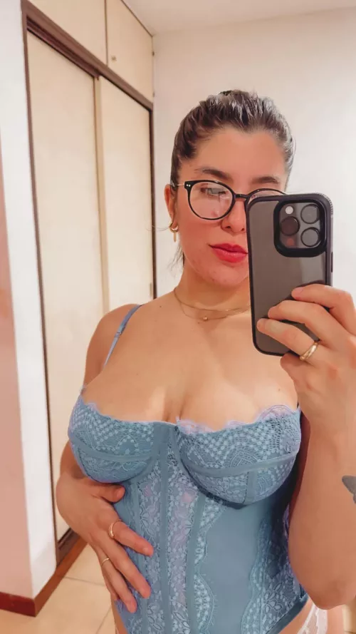 You were born to serve me and spoil me 🐶 you can't deny me that I don't do anything, I'm your weakness and you're a helpless puppy 🤣