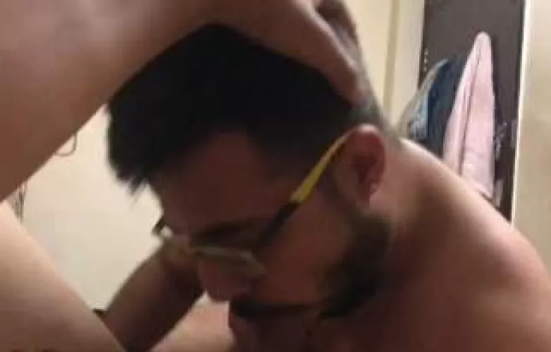 Young South Delhi Guy back From Europe looking to Explore my Bi Side discreetly? Probably looking for a Fuck buddy secretly of course! 