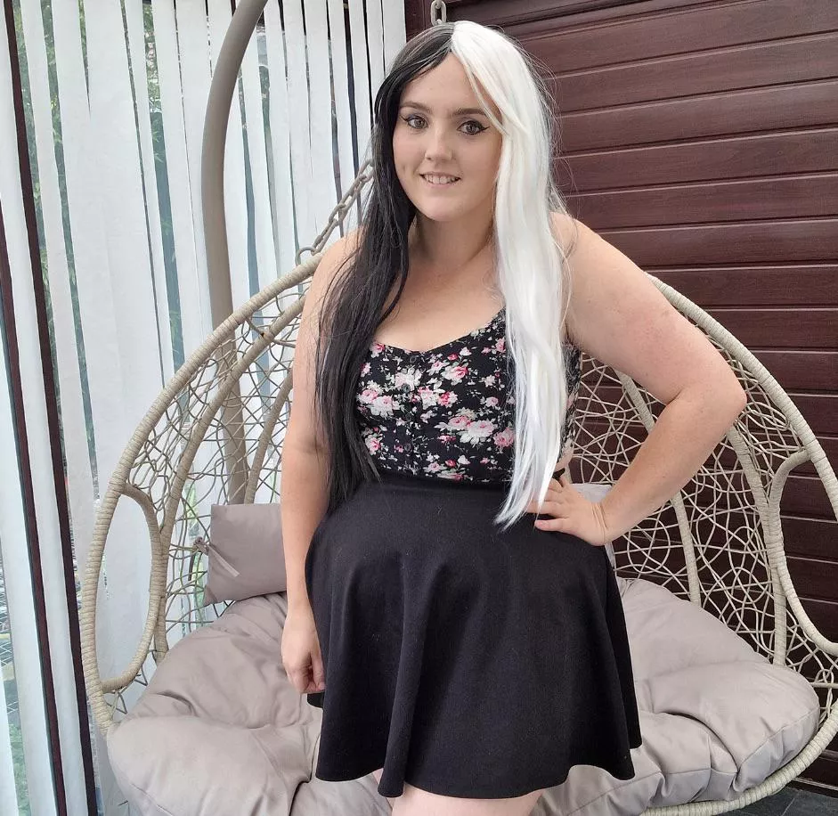 Your friendly girl next door 💕