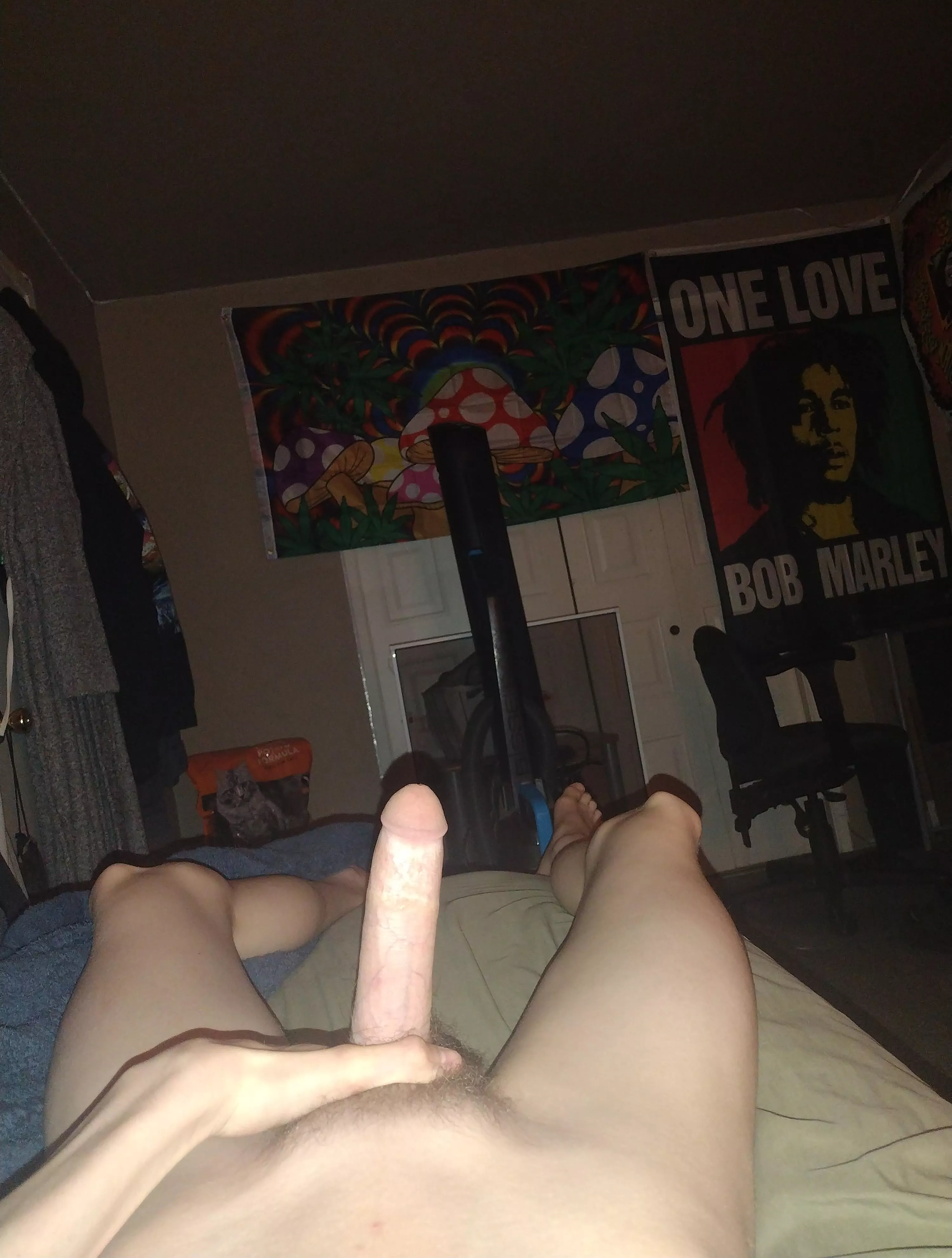 (18) hit me if you wanna chat and goon kik: gooner_710