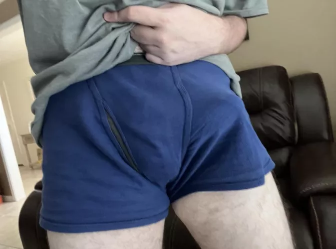 (19) Do these boxers make my dick look fat?