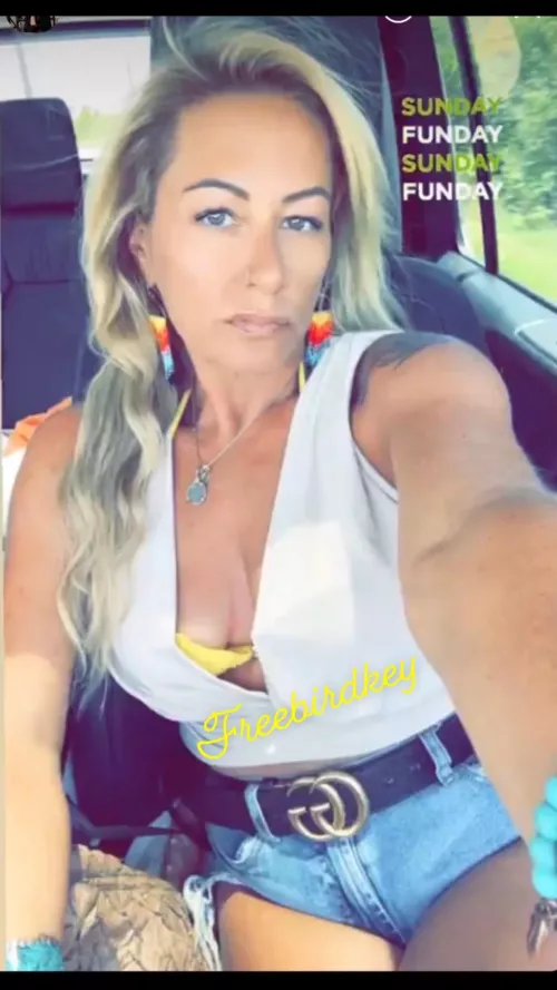 1980 baby and feelin fine 44/f