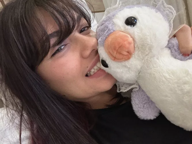 19F Chillin with my penguin but i'd rather be cuddling with you