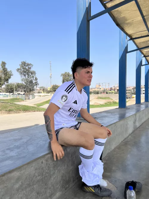 [21] Im selling content be the first to see what this player can offer haha 