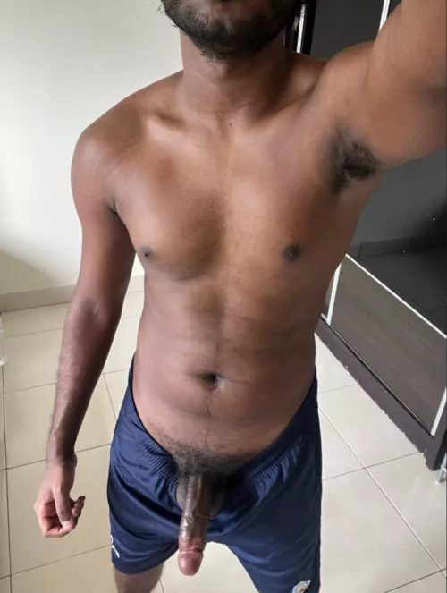 22 M Malaysian Indian here where is my desi bros at here