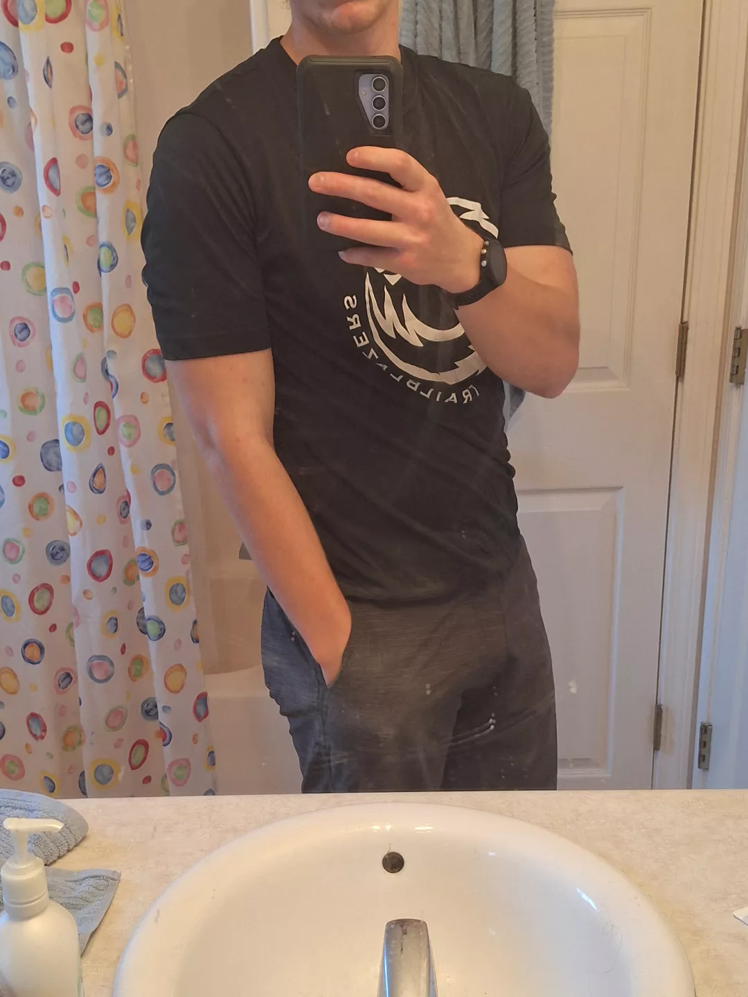 23 m4f fit tall nerdy whiteboy 