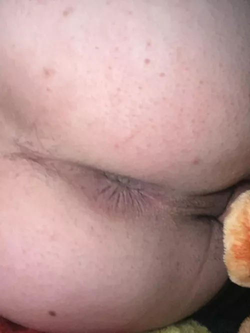 [24] here’s some booty. 