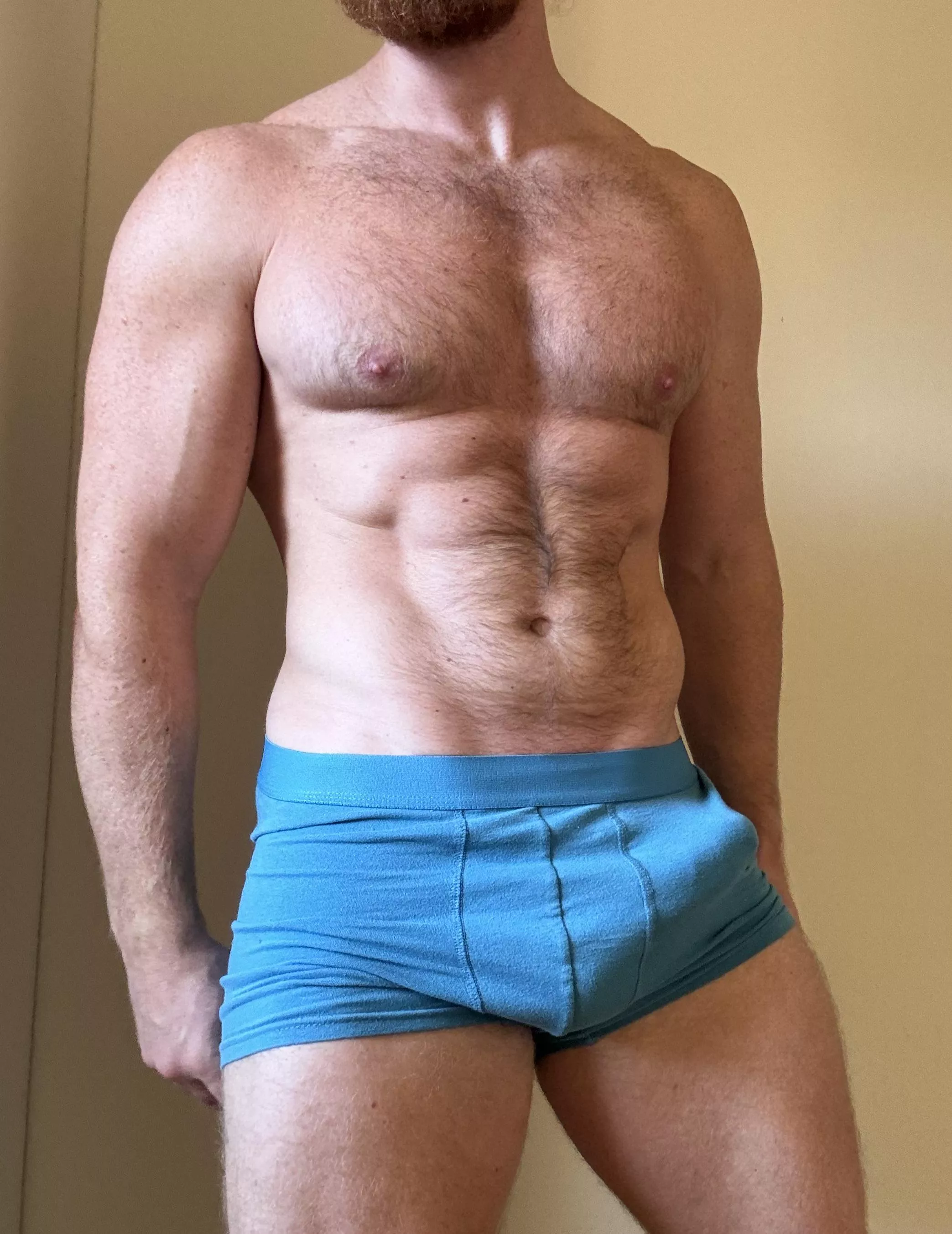 [30] do you like my look?