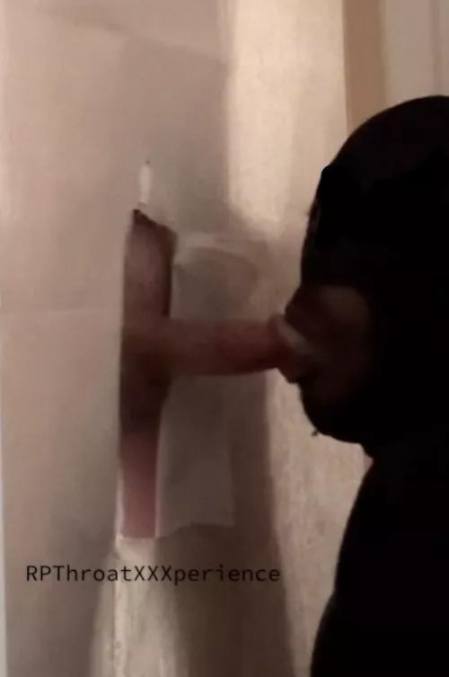 35 City: Chicago, Illinois - Discreet warm throat 4 Married & Discreet cock