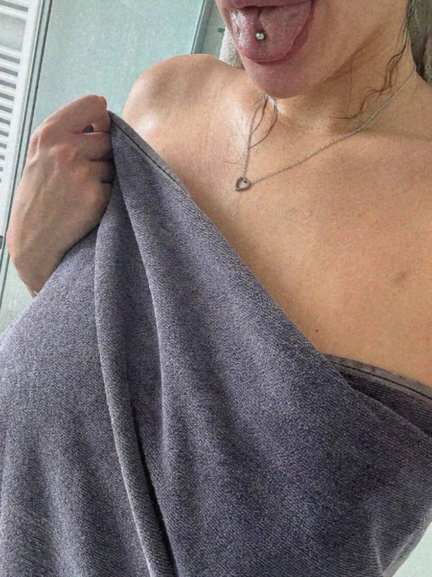 A selfie to start you day 22F