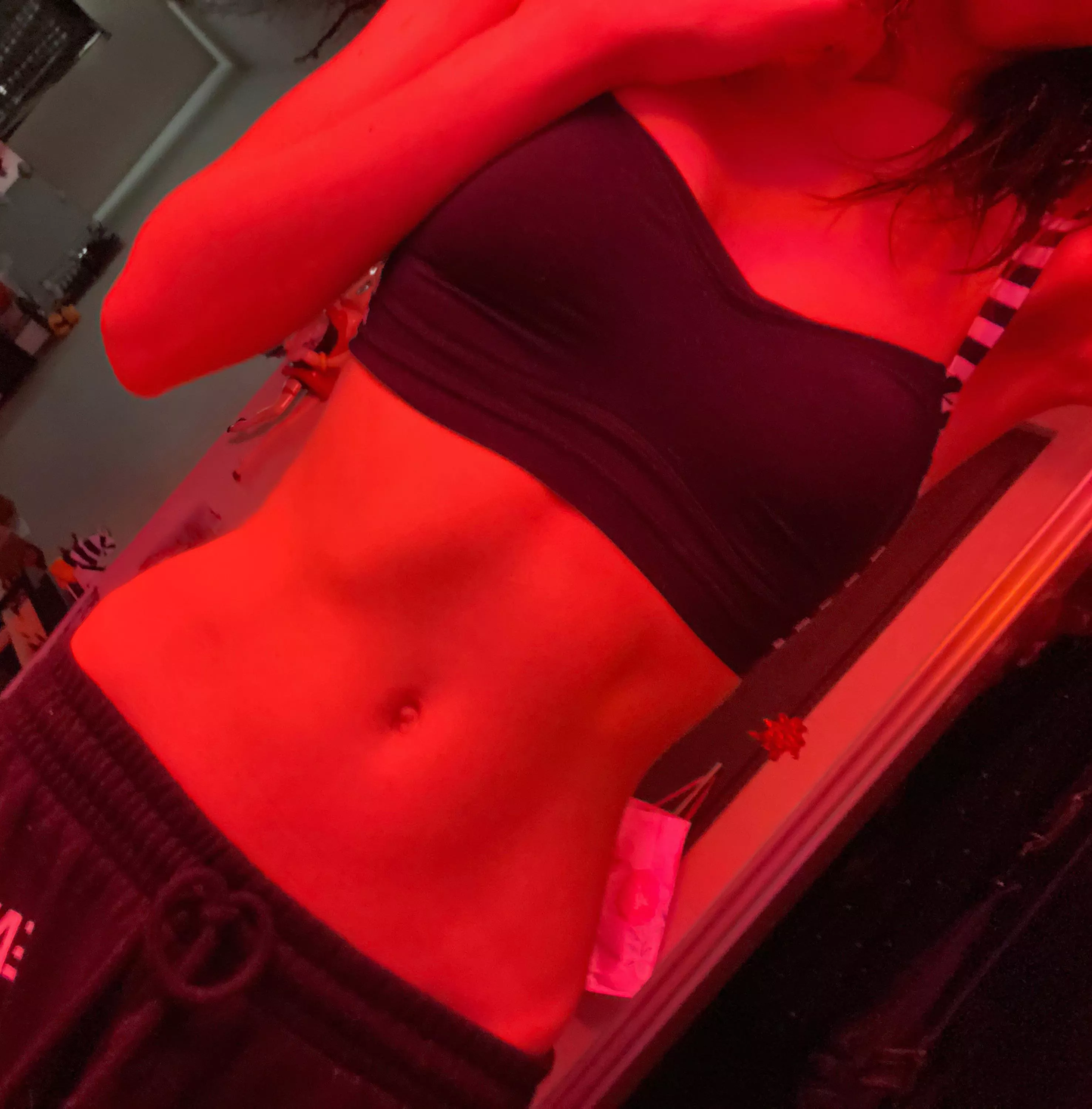 after shower midriff 🧼