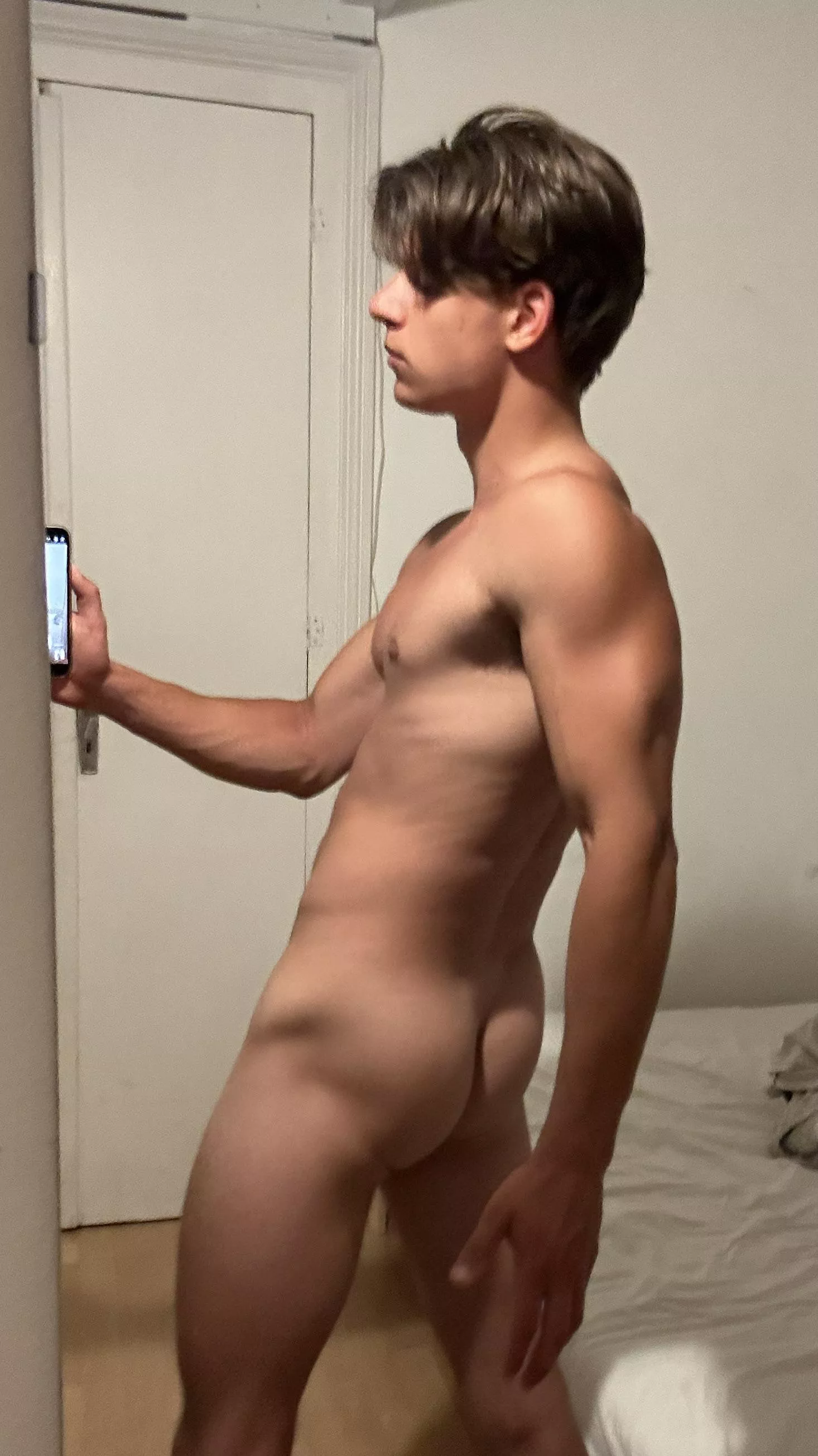 Age(20)Eat or slap my butt?
