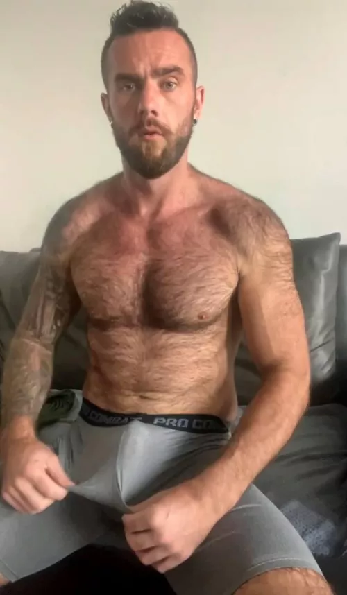 Am I your type? even if i am so Hairy or hunky..be honest