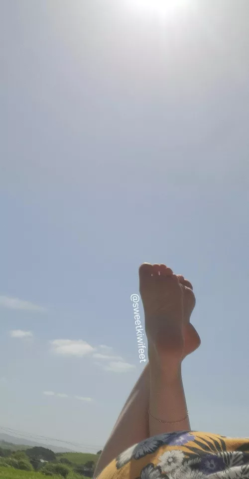 As IF you deserve more.. You're aLready drooLing✨️